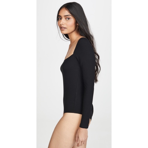 📌 Reformation Jeans Gaia Ribbed Bodysuit - Picture 2 of 5